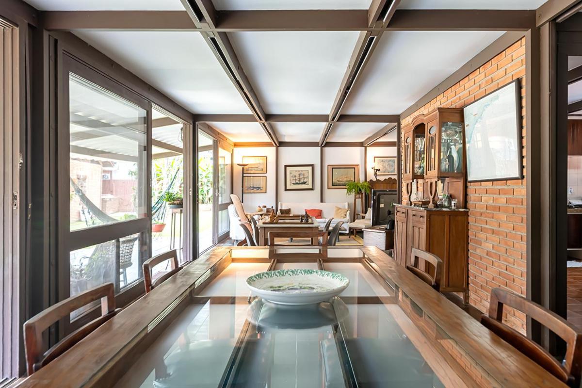 Casa Na Marina Com Piscina Churrasqueira E Pier Гуаружа Екстер'єр фото