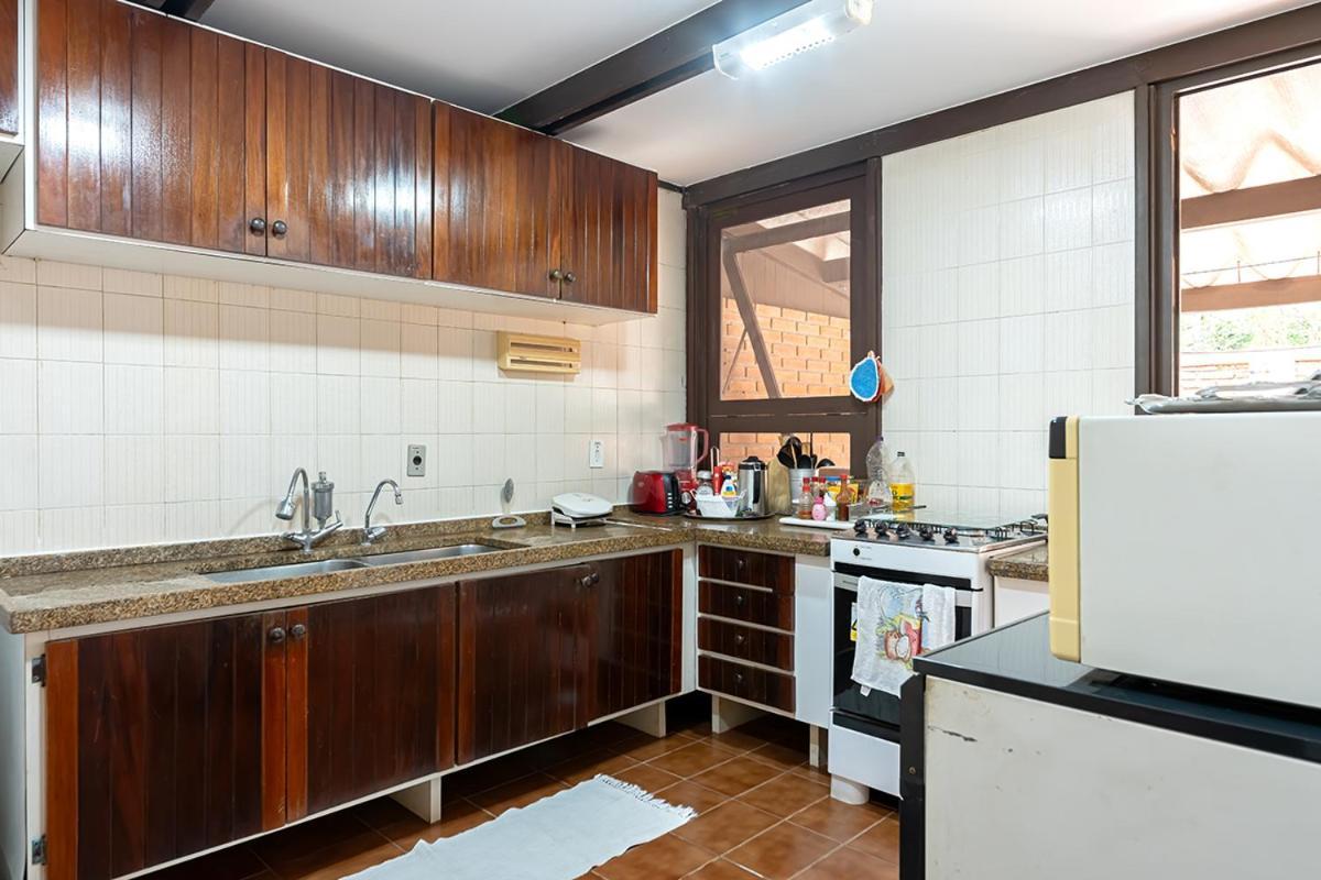 Casa Na Marina Com Piscina Churrasqueira E Pier Гуаружа Екстер'єр фото